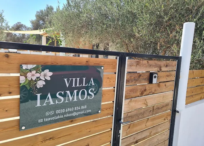 Villa Iasmos